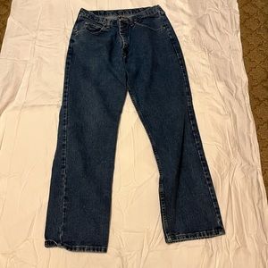 Men’s Wrangler relaxed fit jeans size 34x 32